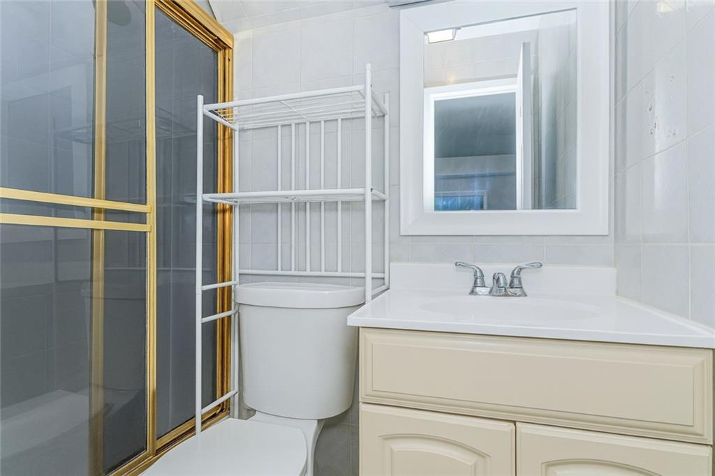 44 longdale Street Bulls Head Staten Island NY 10314