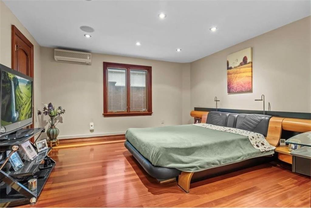 16 Montana Place Mill Basin Brooklyn NY 11234