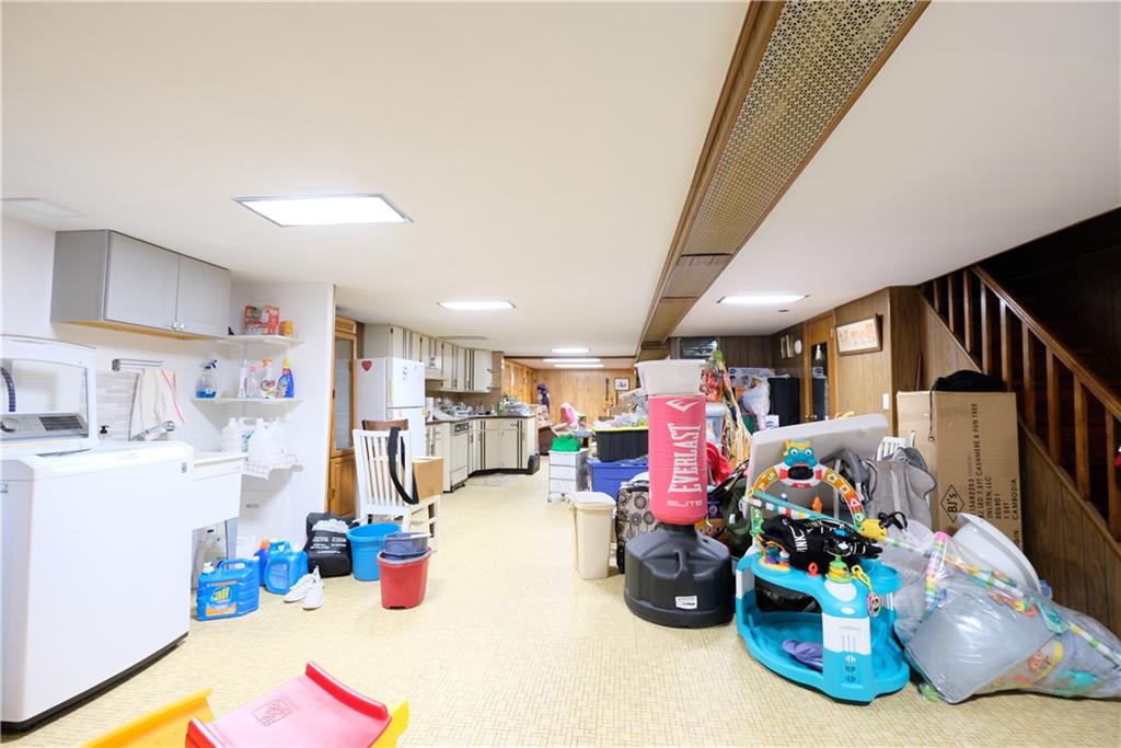 46 Bay 37th Street Bensonhurst Brooklyn NY 11214