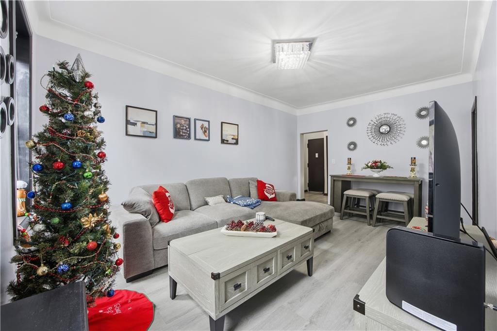 8735 Bay Parkway Bensonhurst Brooklyn NY 11214