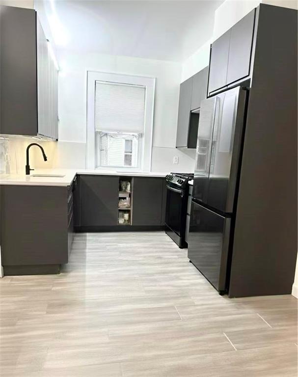 91-26 85th Road Woodhaven Woodhaven NY 11421