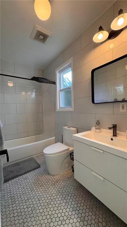 91-26 85th Road Woodhaven Woodhaven NY 11421