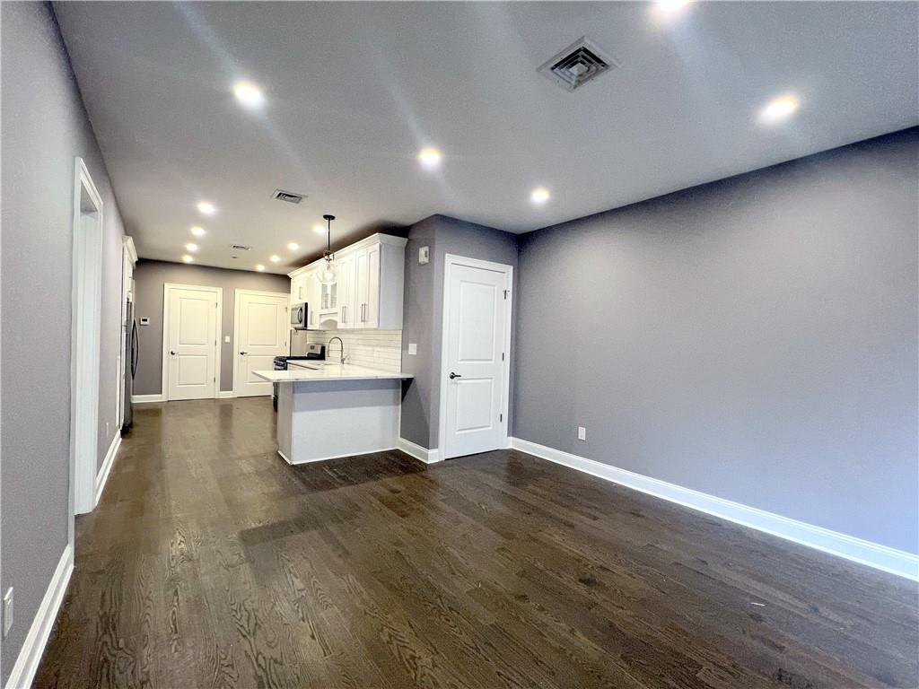 68-02 Jay Avenue Maspeth Maspeth NY 11378