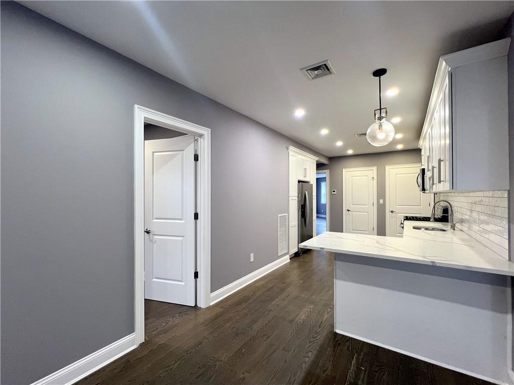 68-02 Jay Avenue Maspeth Maspeth NY 11378