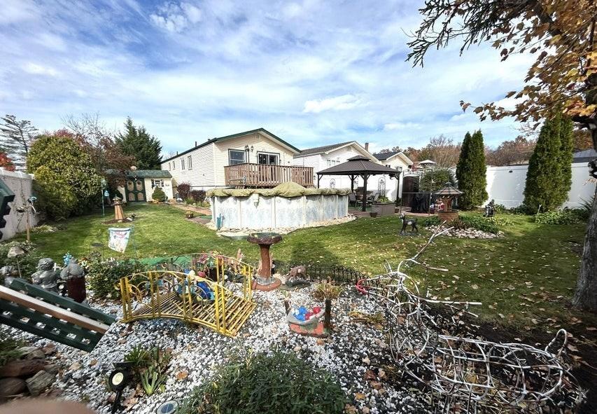 35 Nutwood Court Great Kills Richmond NY 10308