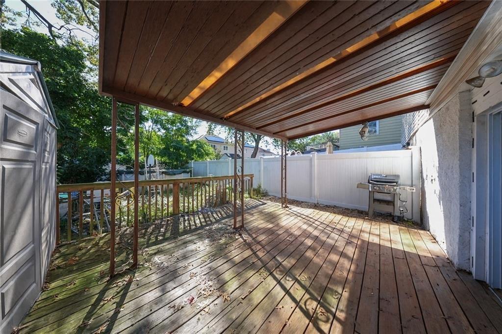 52 Pleasant Plains Avenue Pleasant Plains Staten Island NY 00000