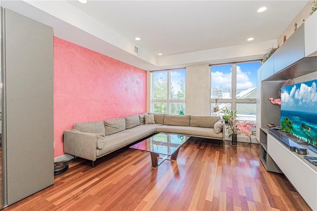 3116 Emmons Avenue Sheepshead Bay Brooklyn NY 11235