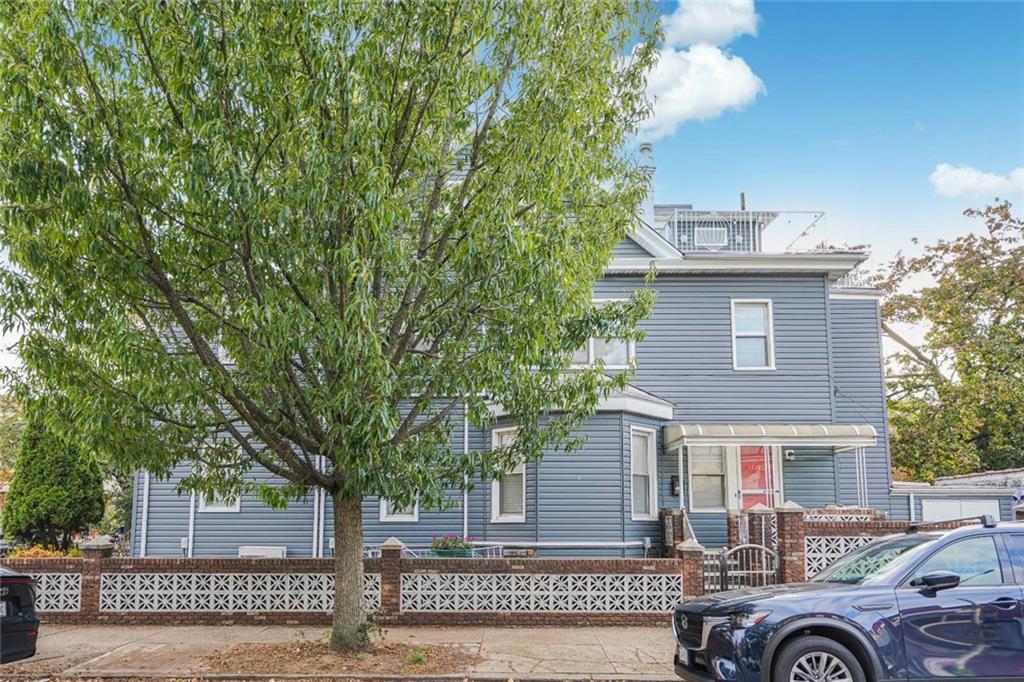 8686 Bay 16th Street Bensonhurst Brooklyn NY 11214