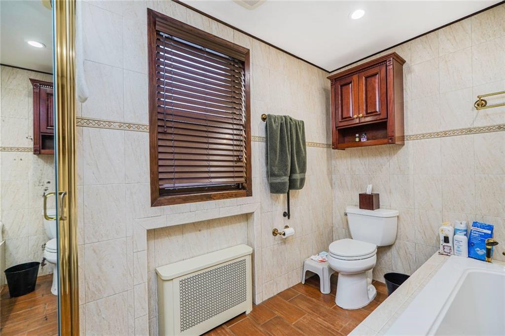 8686 Bay 16th Street Bensonhurst Brooklyn NY 11214