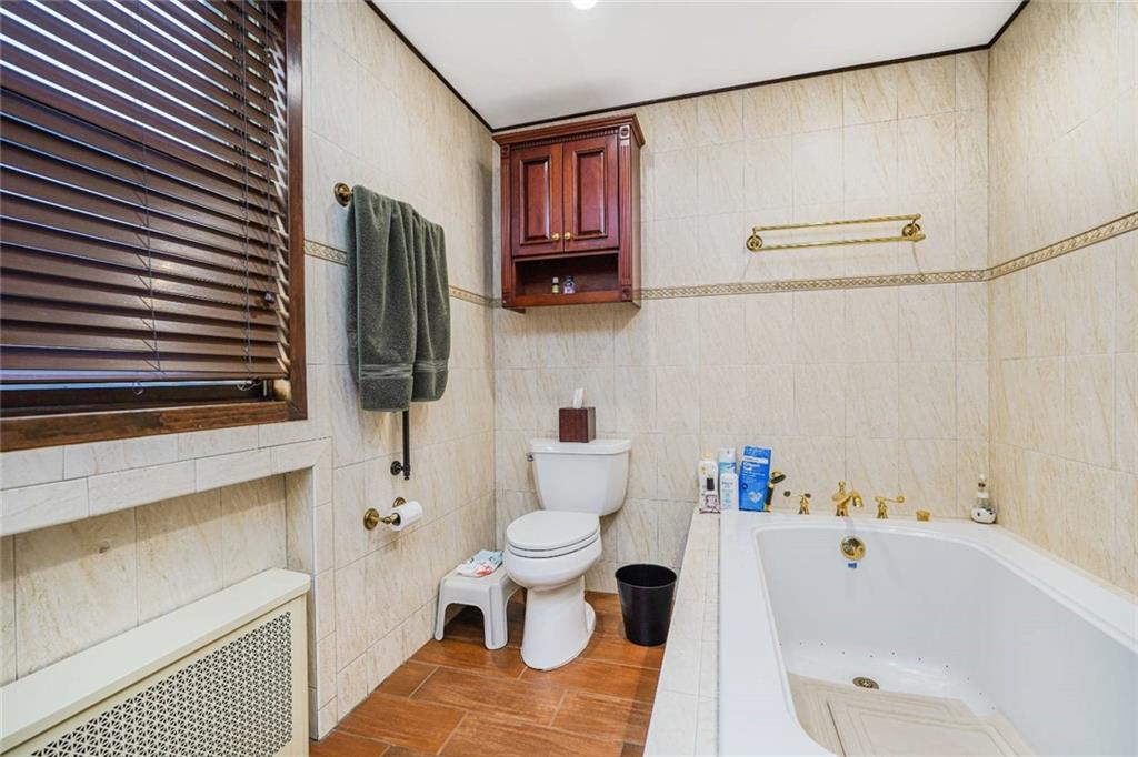 8686 Bay 16th Street Bensonhurst Brooklyn NY 11214