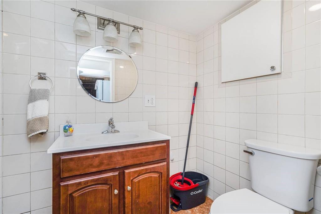 8686 Bay 16th Street Bensonhurst Brooklyn NY 11214