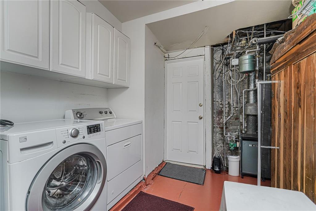 236 Fingerboard Road Shore Acres Staten Island NY 10305