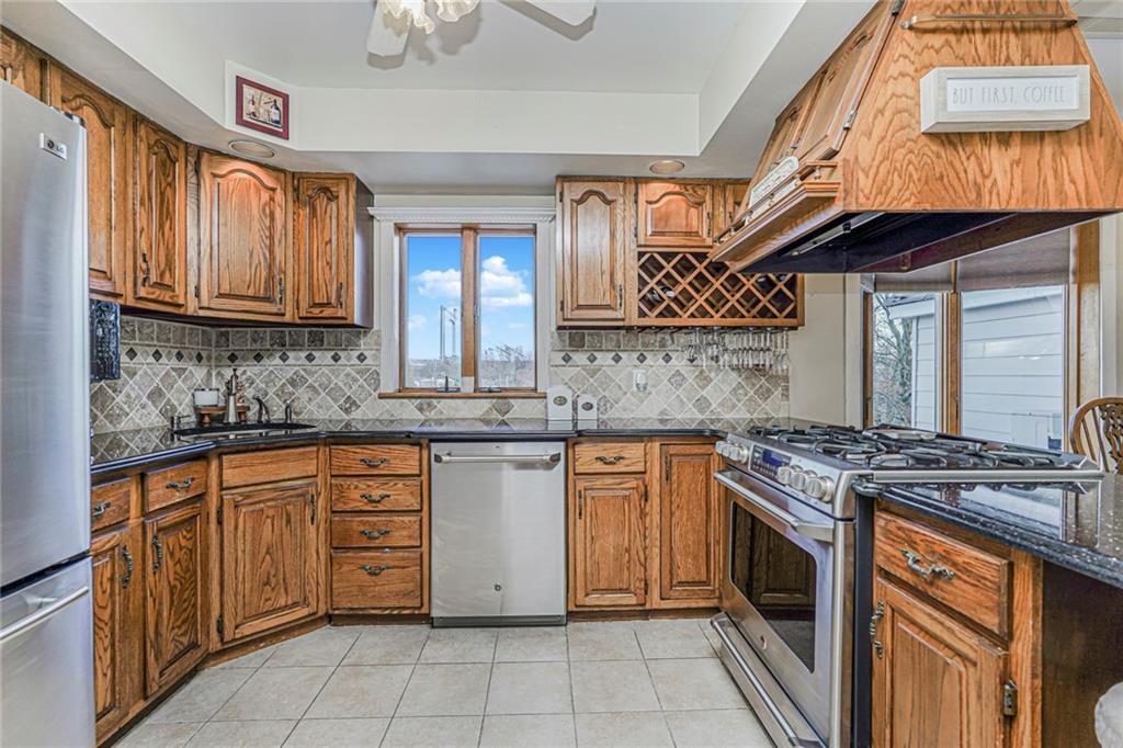 236 Fingerboard Road Shore Acres Staten Island NY 10305