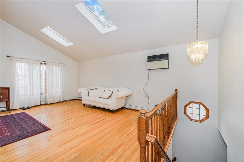 33 Boyce Avenue Richmond Town Staten Island NY 10306