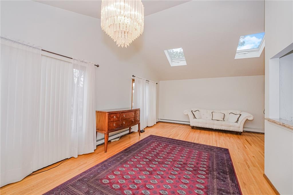 33 Boyce Avenue Richmond Town Staten Island NY 10306