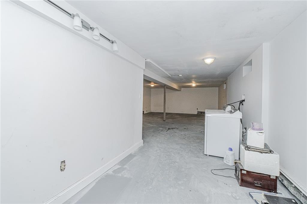 33 Boyce Avenue Richmond Town Staten Island NY 10306