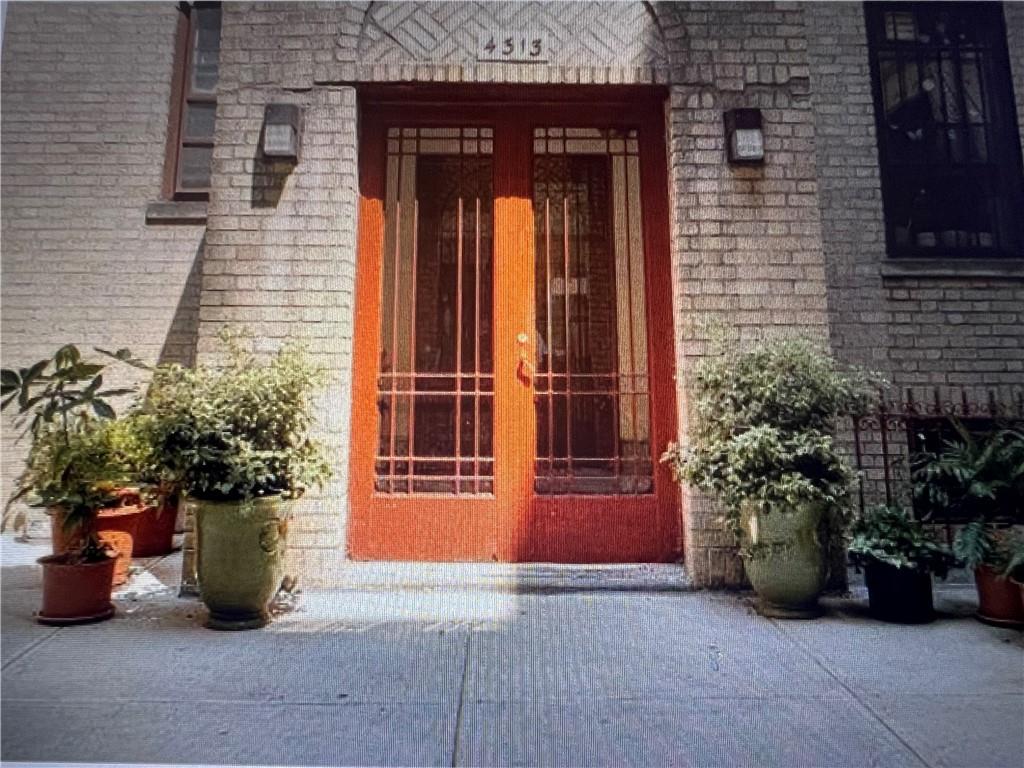 4313 9th Avenue Sunset Park Brooklyn NY 11232