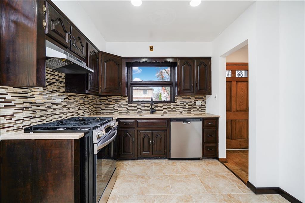 108 Adams Avenue Grant City Staten Island NY 10306