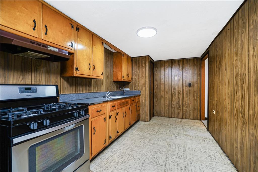 108 Adams Avenue Grant City Staten Island NY 10306