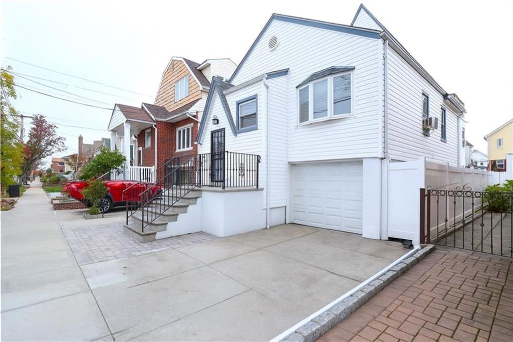 159-23 95th Street Howard Beach Howard Beach NY 11414