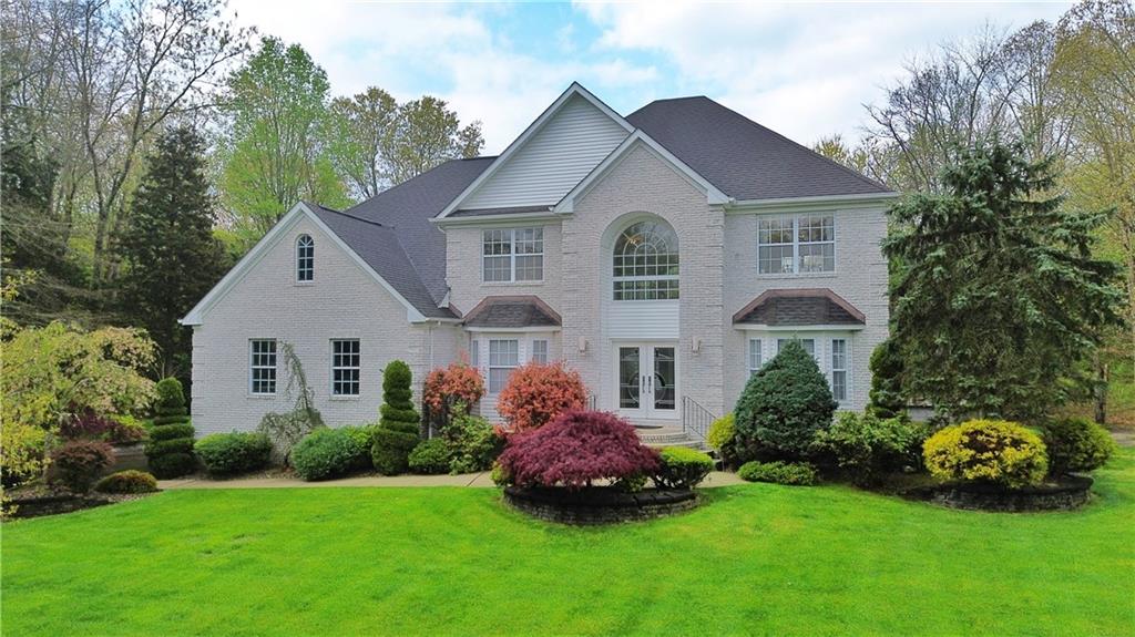 9 Carlson Court Out of NYC Other NY 08527