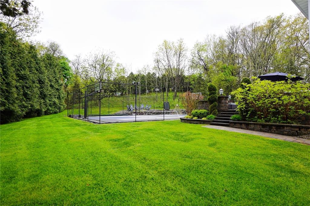 9 Carlson Court Out of NYC Other NY 08527