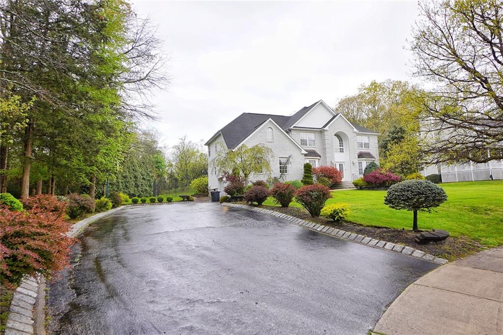 9 Carlson Court Out of NYC Other NY 08527