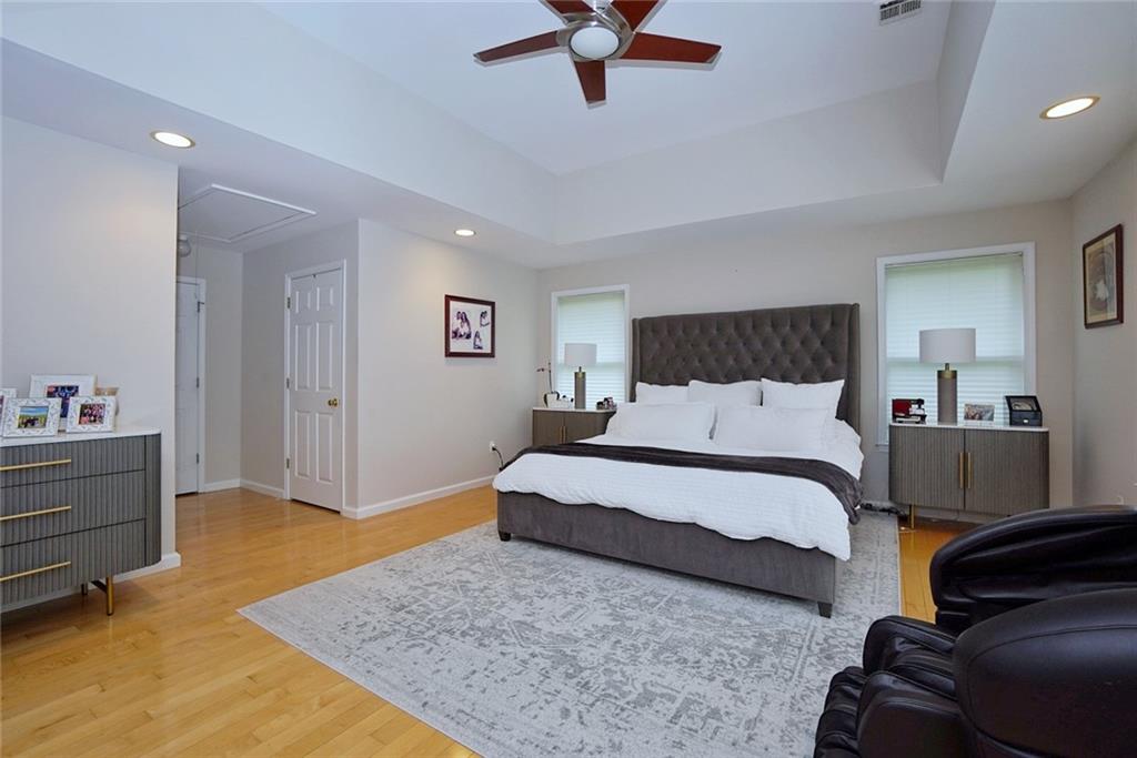 9 Carlson Court Out of NYC Other NY 08527