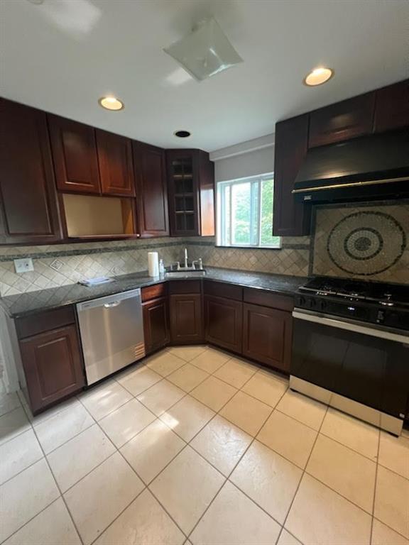 264 Ward Avenue Tompkinsville Tottenville NY 10304