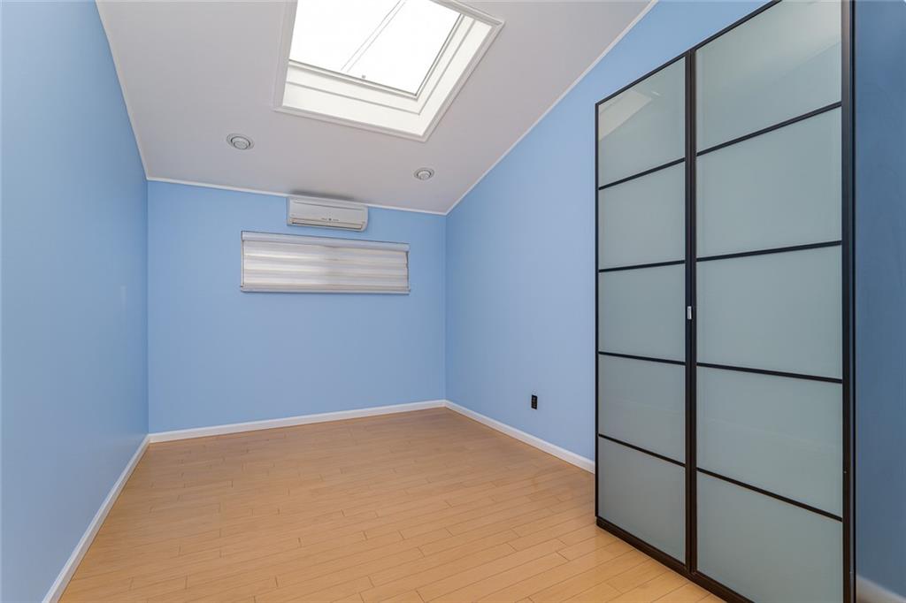 734 Kathleen Place Sheepshead Bay Brooklyn NY 11235