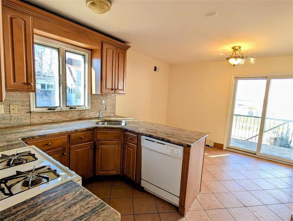 124-22 Cronston Avenue Rockaway Park Rockaway Beach NY 11694