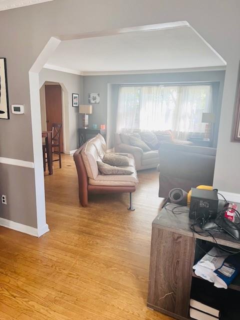 114 Camdike Street Out of NYC Valley Stream NY 11580