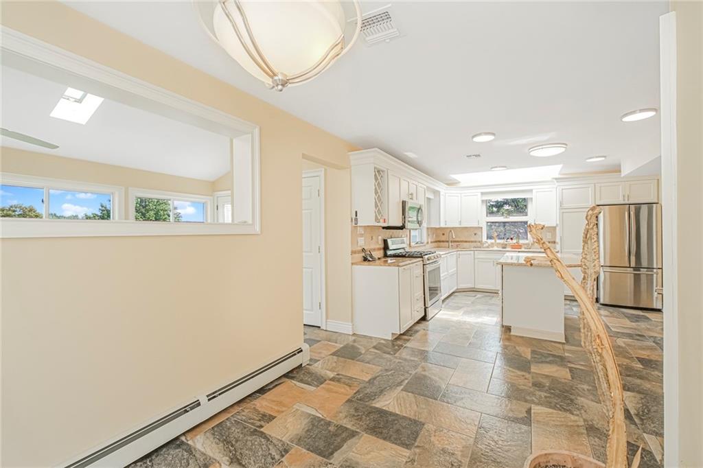 5434 Amboy Road Huguenot Richmond NY 10312