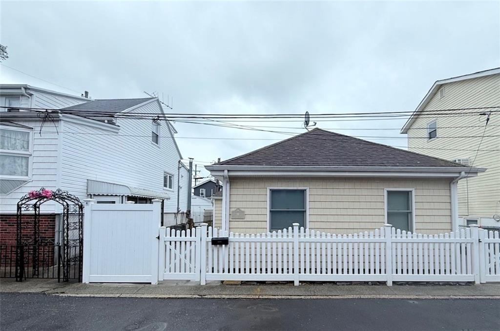 16 Landis Court Gerritsen Beach Brooklyn NY 11229