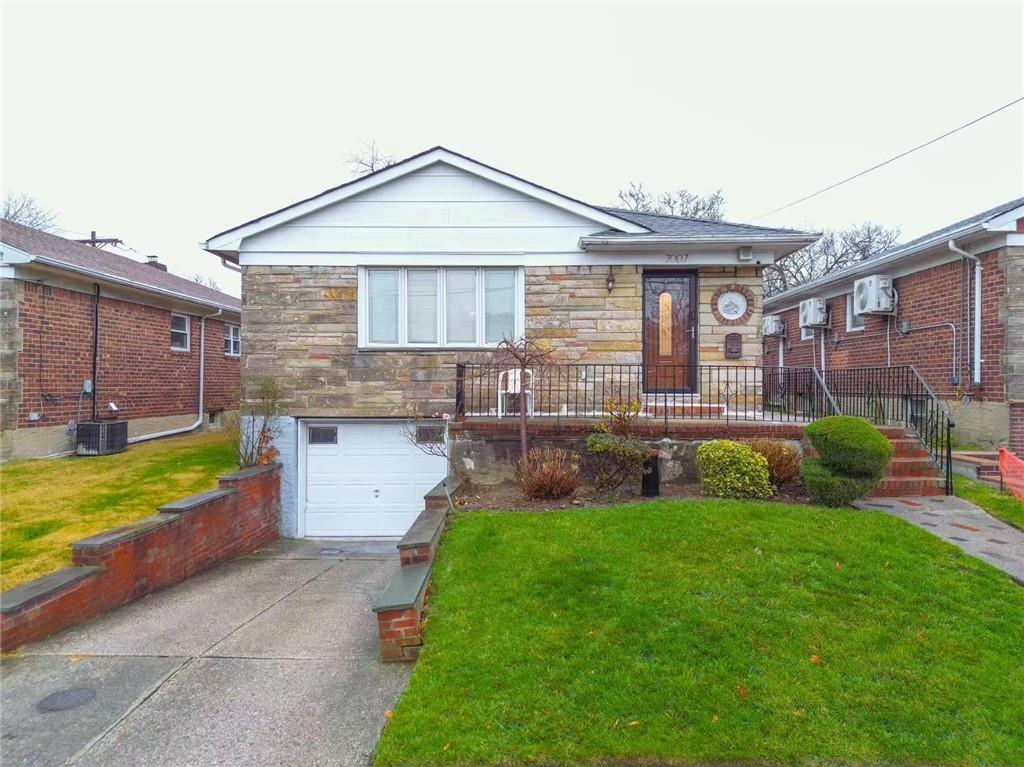 70-07 171st Street Queens Village Fresh Meadows NY 11365