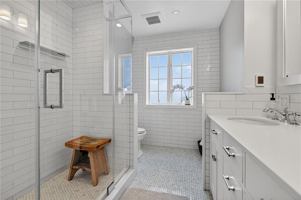 8015 Ridge Boulevard Bay Ridge Brooklyn NY 11209