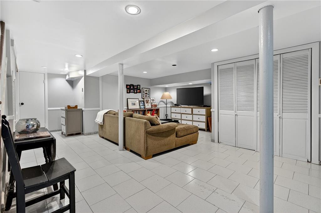 8015 Ridge Boulevard Bay Ridge Brooklyn NY 11209