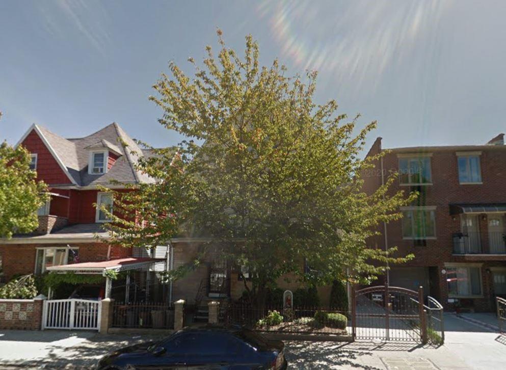 8749 17th Avenue Bensonhurst Brooklyn NY 11214