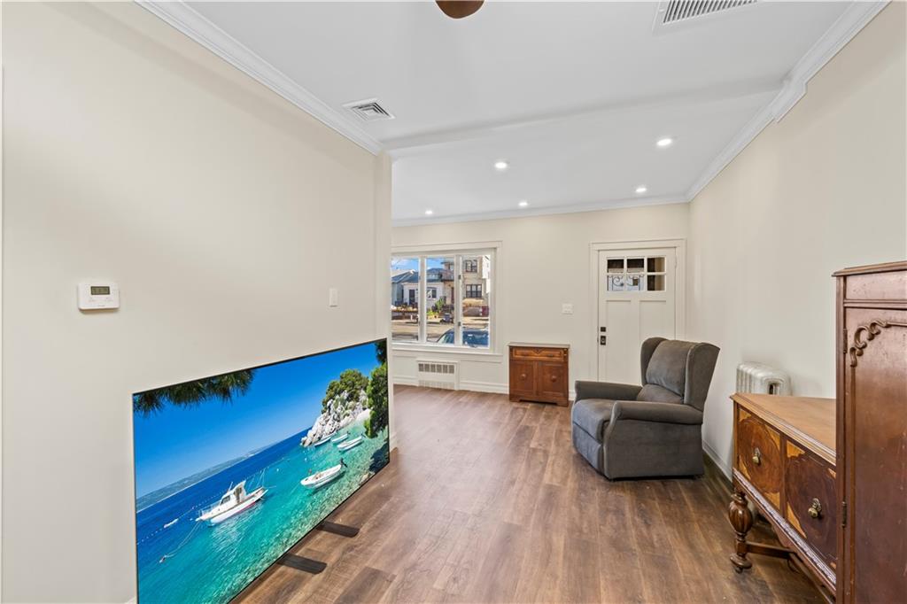 2270 West 6th Street Gravesend Brooklyn NY 11223