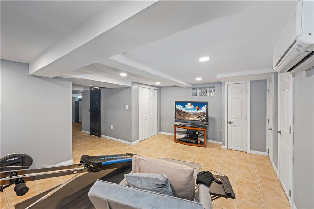 2270 West 6th Street Gravesend Brooklyn NY 11223