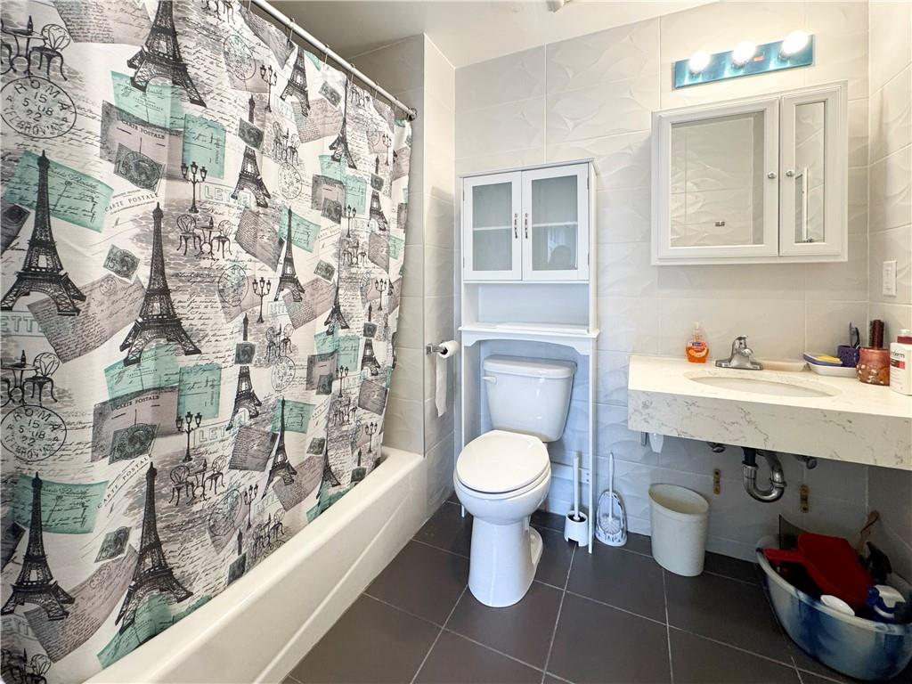 7608 Bay Parkway Bensonhurst Brooklyn NY 11214