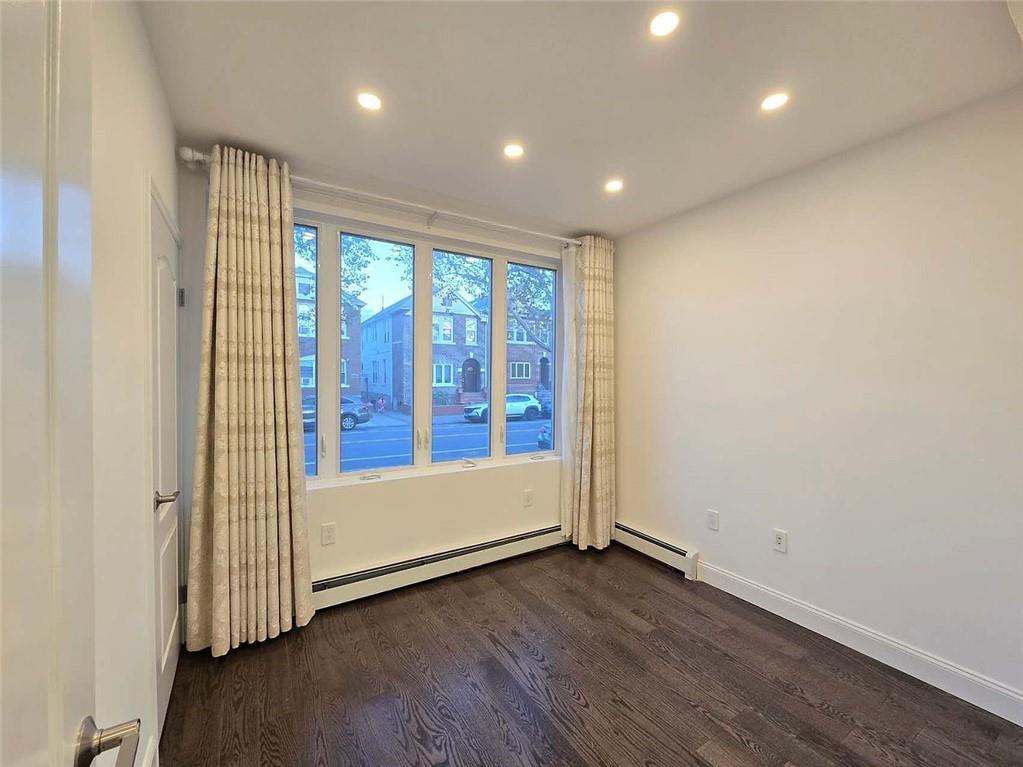 4142 Bedford Avenue Sheepshead Bay Brooklyn NY 11229