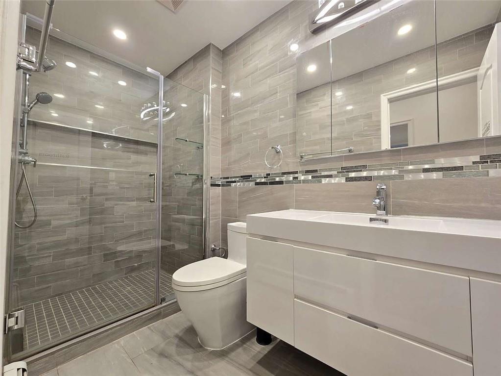 4142 Bedford Avenue Sheepshead Bay Brooklyn NY 11229