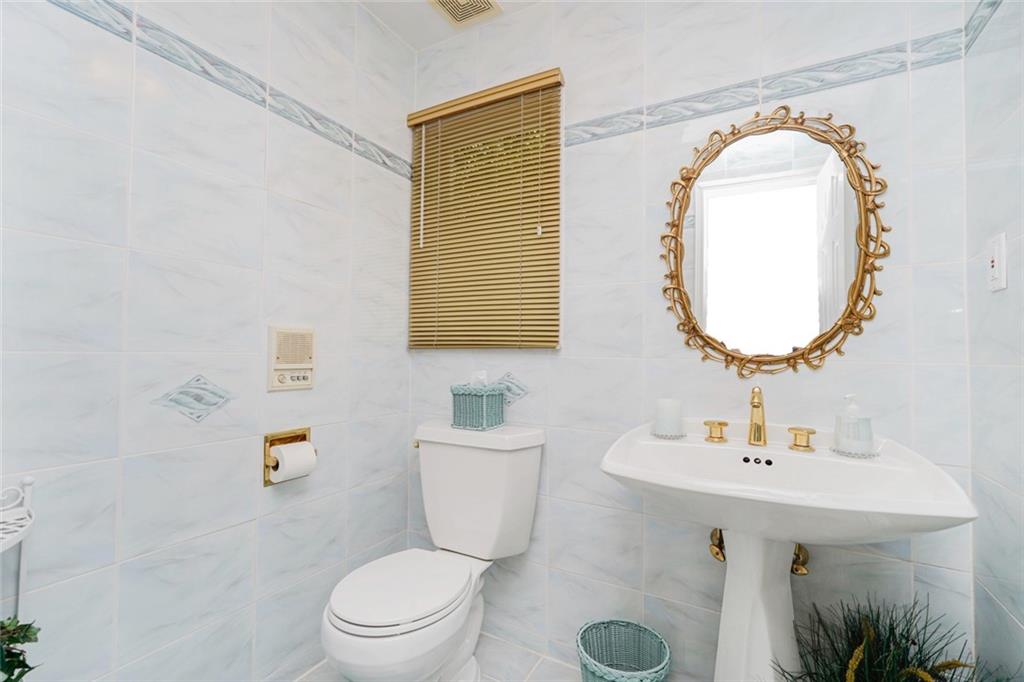 312 Barbara Street Richmond Town Staten Island NY 10306