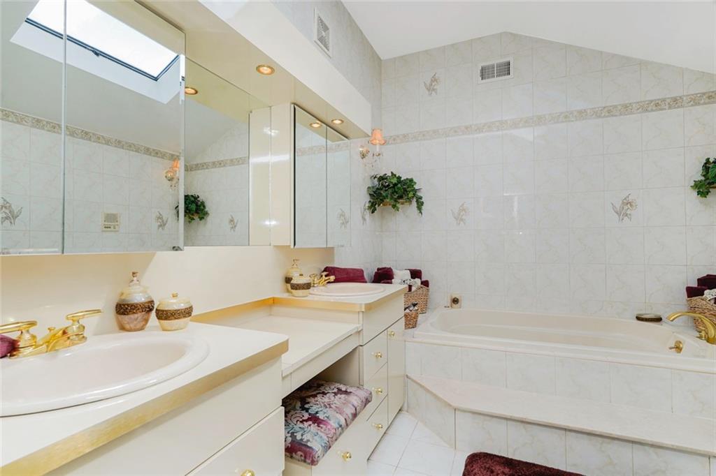 312 Barbara Street Richmond Town Staten Island NY 10306