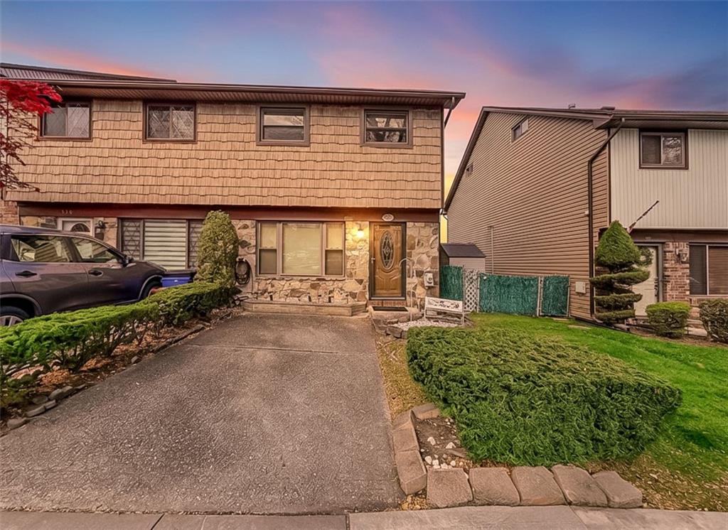 340 Rolling Hill Green Arden Heights Staten Island NY 10312