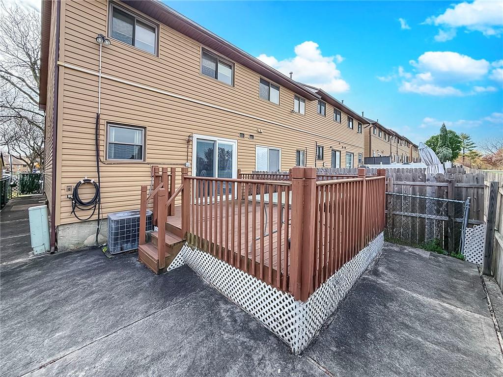 340 Rolling Hill Green Arden Heights Staten Island NY 10312