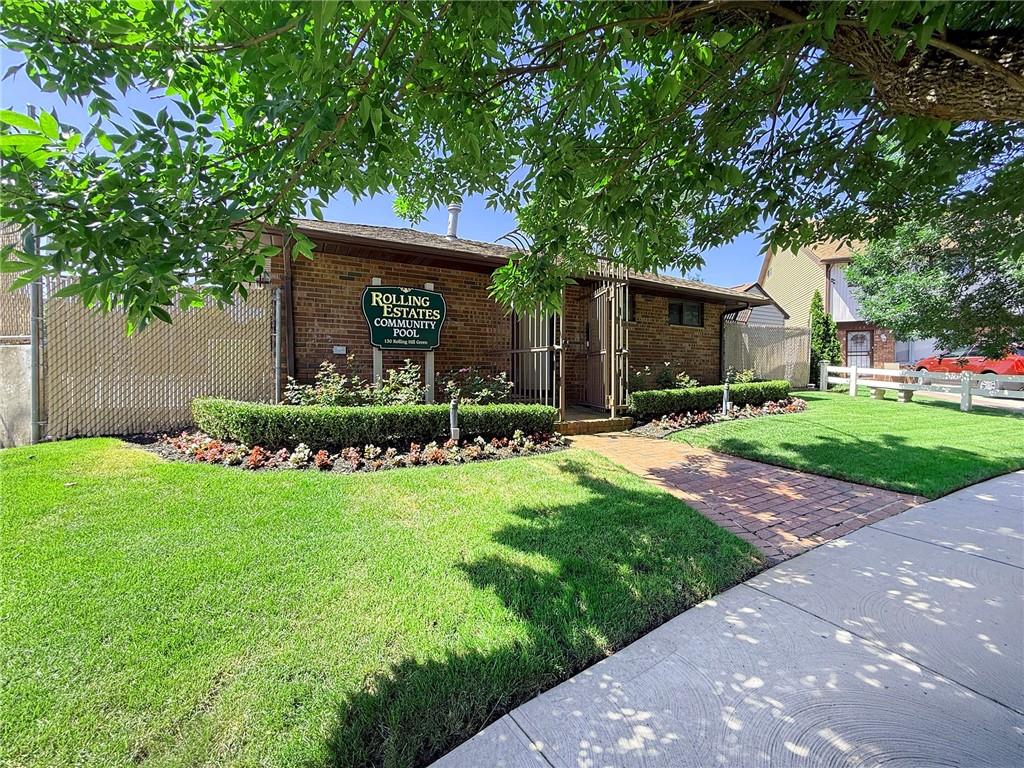 340 Rolling Hill Green Arden Heights Staten Island NY 10312