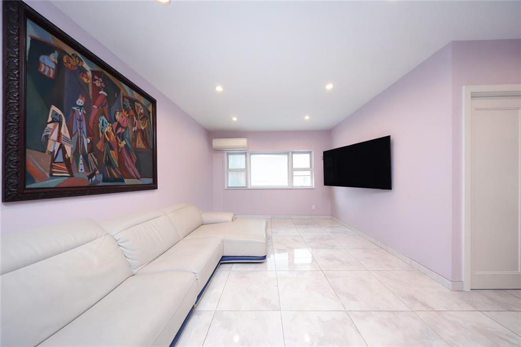 2653 East 19th Street Sheepshead Bay Brooklyn NY 11235