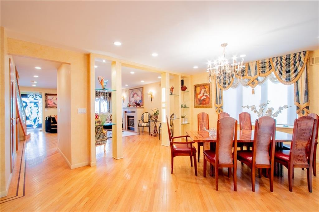 4270 Ocean Avenue Manhattan Beach Brooklyn NY 11235